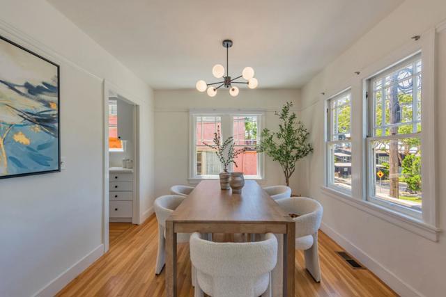 1585 Arch Street, Berkeley CA: https://media.crmls.org/mediaz/527411b8-8d47-4339-a594-c86fb0e6bd41.jpg