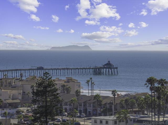 524 Surfbird Lane, Imperial Beach CA: https://media.crmls.org/mediaz/5274dcec-216b-4abf-b591-780b21cc3736.jpg
