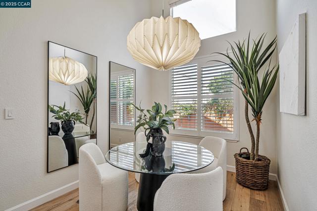 115 Sapphire Ct, San Ramon CA: https://media.crmls.org/mediaz/52774dc3-5cd3-4ac9-8a55-0833bb9cb59d.jpg