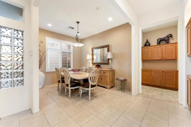 78325 Cloveridge Way, Palm Desert CA: https://media.crmls.org/mediaz/5277856c-3773-4bac-8bfe-7a2f67b7b97c.jpg