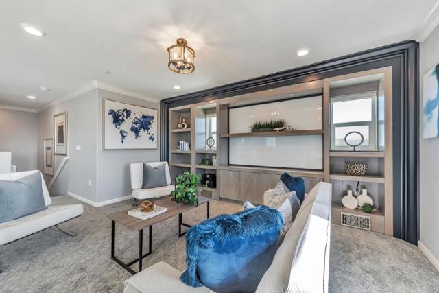 111 Llano De Los Robles Avenue, San Jose CA: https://media.crmls.org/mediaz/52778602-5cca-49dd-881c-3497be651dbe.jpg