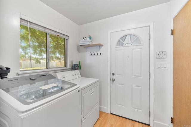 Image 13 of 27 For 1646 Cornell Avenue
