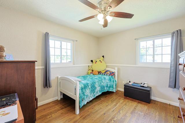 Image 13 of 27 For 7907 Longdale