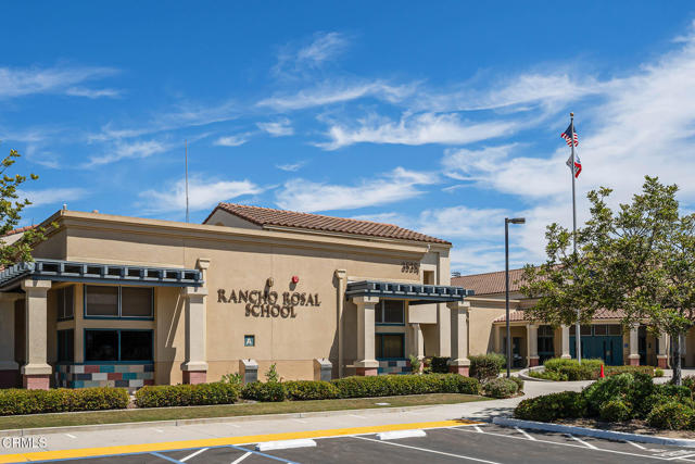 167 Westpark Court, Camarillo CA: https://media.crmls.org/mediaz/527abc3e-2b74-4f78-8fa5-5e2cc7781bcd.jpg