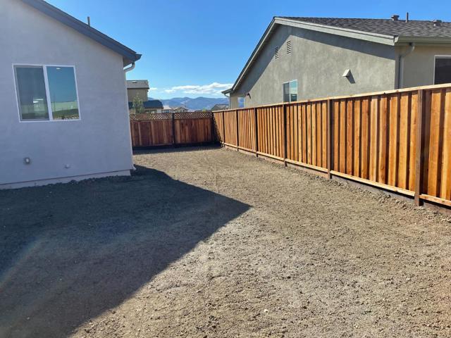 754 Livingston Avenue, King City CA: https://media.crmls.org/mediaz/527adf12-2ce4-4a58-ae00-26ddde990f2e.jpg