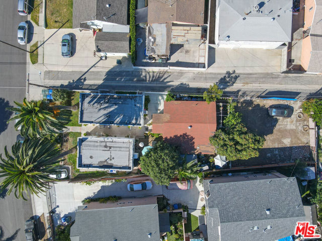 20414 Kenwood Avenue, Torrance CA: https://media.crmls.org/mediaz/527beb69-50e0-43f5-b10b-88f3b0fb827e.jpg