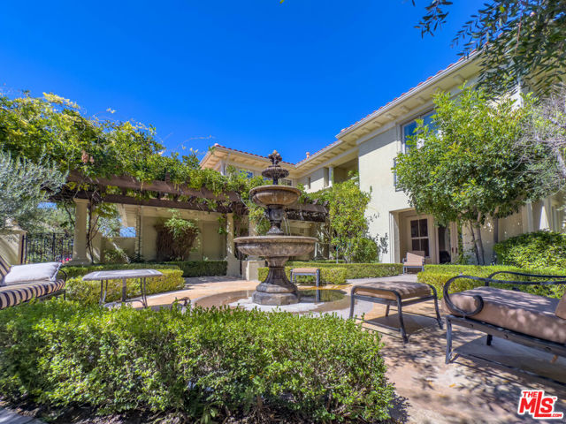 2882 Rainfield Avenue, Westlake Village CA: https://media.crmls.org/mediaz/527c1cf4-acf1-48ae-8865-cb8a410542c1.jpg