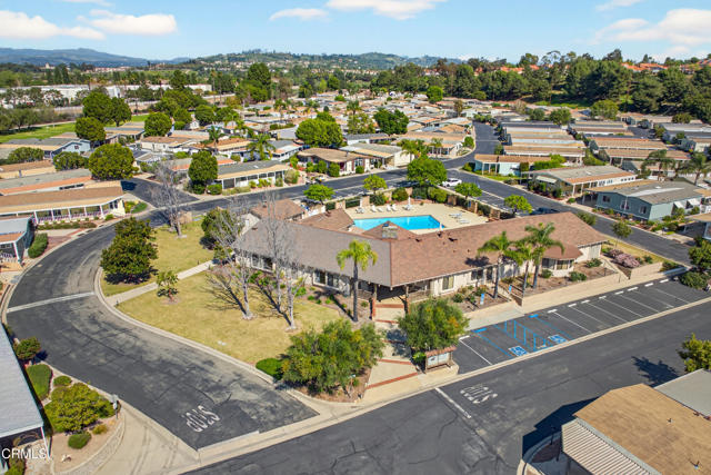 Detail Gallery Image 28 of 37 For 222 Calle Fronte #29,  Camarillo,  CA 93012 - 2 Beds | 2 Baths