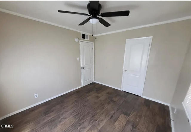 Detail Gallery Image 9 of 13 For 1417 Ridgeview St, Bakersfield,  CA 93306 - 3 Beds | 2 Baths