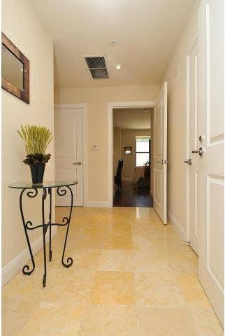 225 9th Avenue, San Mateo CA: https://media.crmls.org/mediaz/527e7184-3052-4a18-8d0d-391f75a18f48.jpg