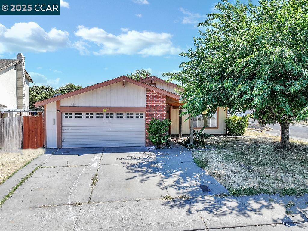 302 LISA CT
