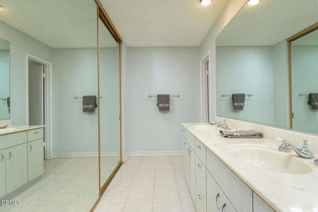 Detail Gallery Image 14 of 21 For 3481 Stancrest Dr #223,  Glendale,  CA 91208 - 2 Beds | 2 Baths