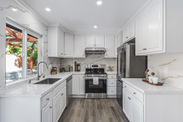 3854 Deans Place Way, San Jose CA: https://media.crmls.org/mediaz/527f6ee5-b5ee-49ef-af9d-53cbda0139f6.jpg