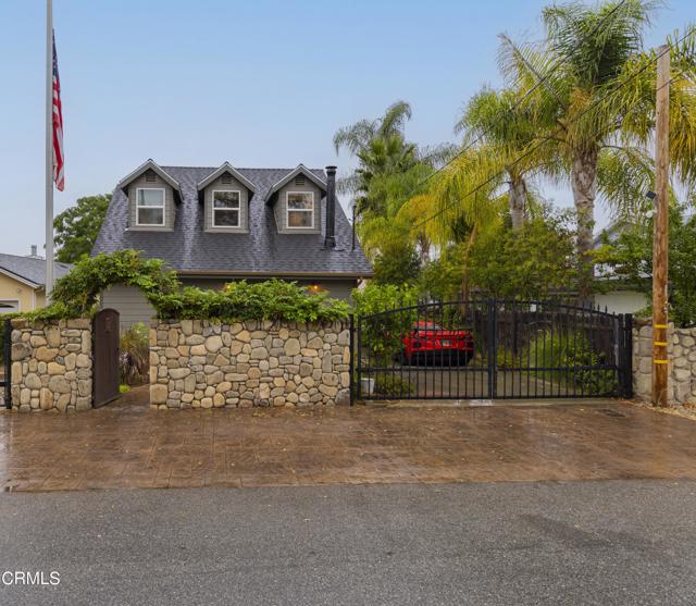 Detail Gallery Image 2 of 19 For 317 Prospect St, Oak View,  CA 93022 - 2 Beds | 2 Baths