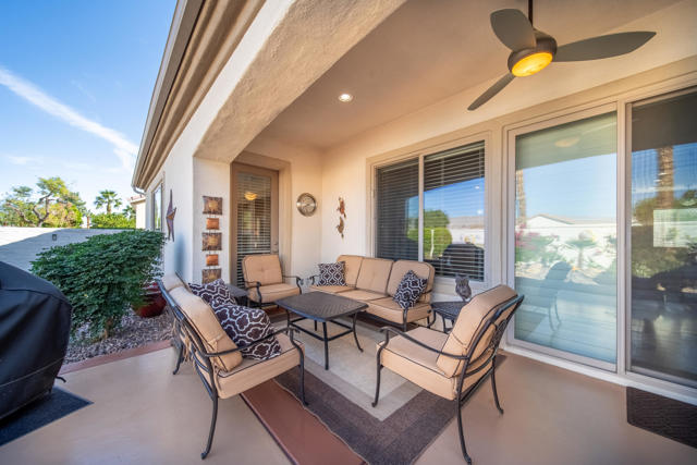 80600 Avenida Santa Carmen, Indio CA: https://media.crmls.org/mediaz/52802e67-7beb-49f2-8658-7d2315697cae.jpg