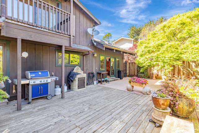 1025 Tamarind Street, Montara CA: https://media.crmls.org/mediaz/5280ce13-04a9-4a88-9ce3-052b34851744.jpg