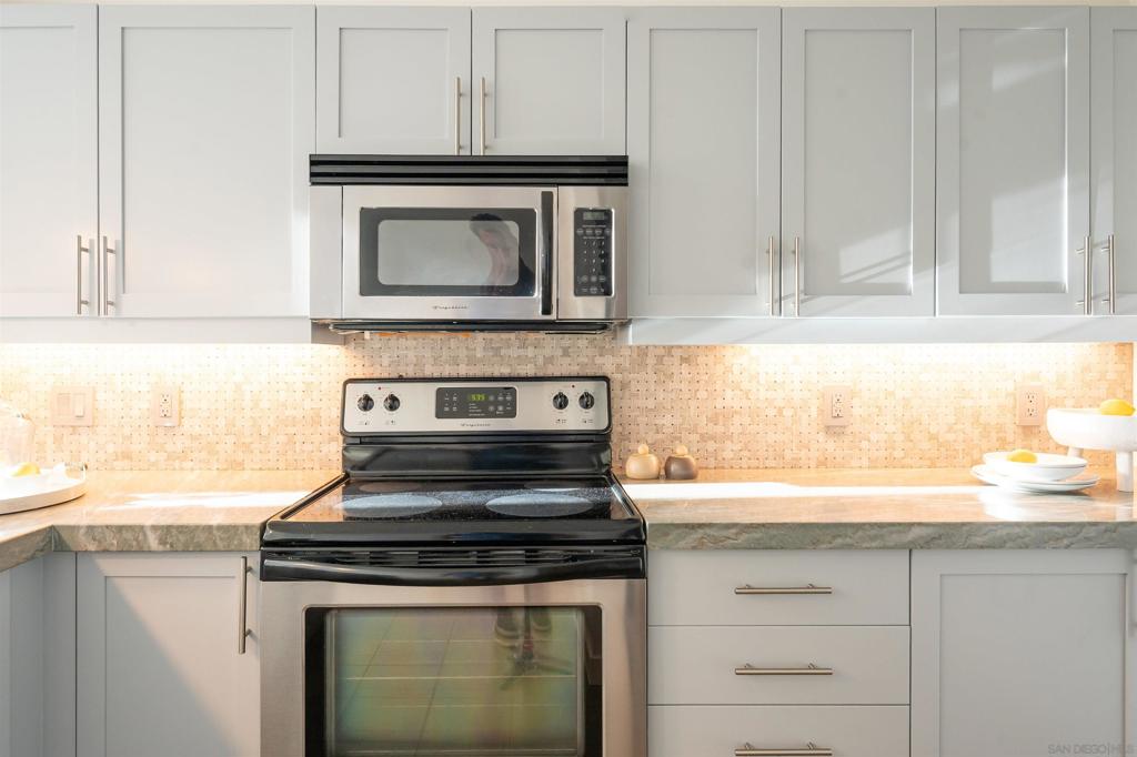 253 10th Ave - photo 16