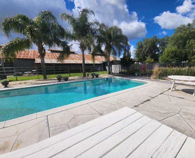 14205 Sycamore Avenue, San Martin CA: https://media.crmls.org/mediaz/52832dc9-365d-46f8-8a3d-fa8a85e7dbb6.jpg