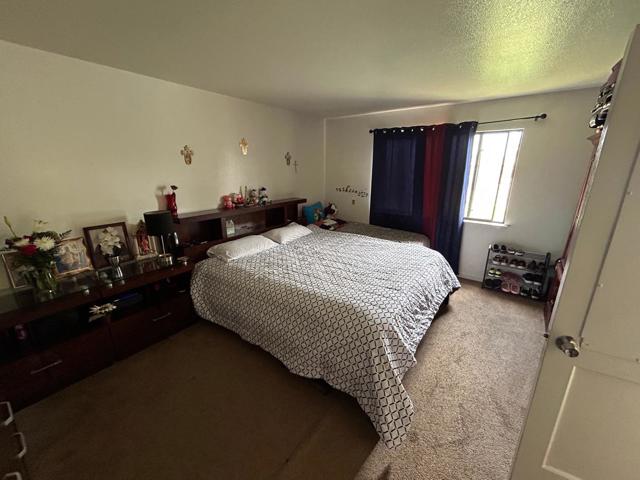 31 10th Street, Greenfield CA: https://media.crmls.org/mediaz/5283dcd9-628d-4f0f-8be6-82b947a36fd9.jpg