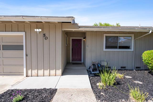 50 Florence Court, Hollister CA: https://media.crmls.org/mediaz/5285c213-6d90-49da-9363-8fc216e19cf3.jpg