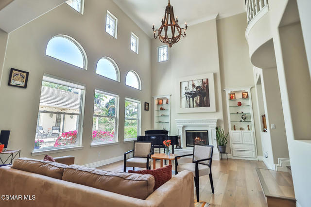 164 Via Sandra, Newbury Park CA: https://media.crmls.org/mediaz/5286a91f-baa3-49f8-b815-d8489c76802a.jpg