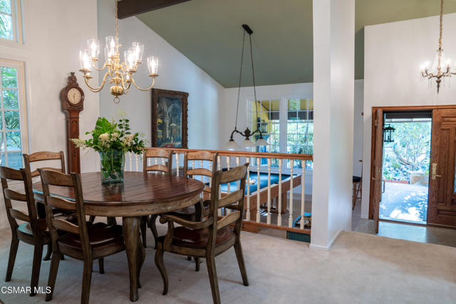 1694 Margate Place, Westlake Village CA: https://media.crmls.org/mediaz/5289cc99-1c3e-46ff-8ab2-23b0bfb55a4a.jpg