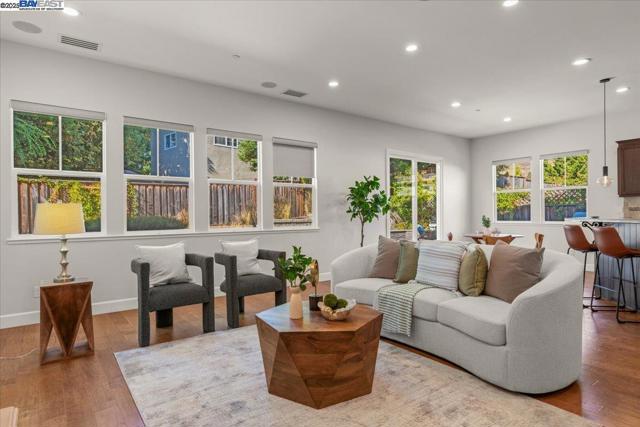 379 Felipe Cmn, Fremont CA: https://media.crmls.org/mediaz/528a1d1d-f552-463a-8f55-02d929232f65.jpg