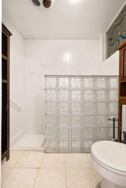 Image 11 of 45 For 79302 Montego Bay Drive 13