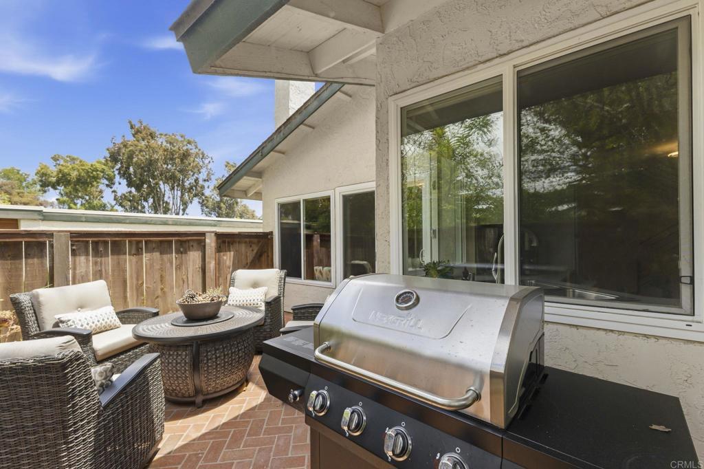 2033 Shadytree Lane - photo 19