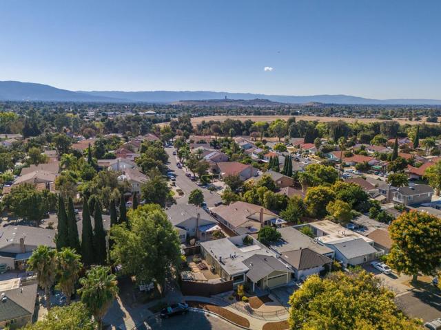 3891 Marfrance Drive, San Jose CA: https://media.crmls.org/mediaz/528c0177-3adf-48bb-9d15-cef2f35efb8d.jpg
