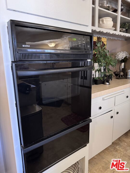 3704 W 111th Place, Inglewood CA: https://media.crmls.org/mediaz/528c52a2-9d8d-430b-89da-bdcb2efd2abe.jpg