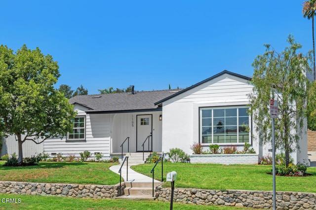 1105 Fairview Drive, La Canada Flintridge CA: https://media.crmls.org/mediaz/528c9229-aae2-4517-aff3-a94fac42fc23.jpg