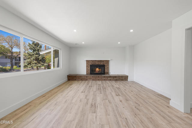 Detail Gallery Image 4 of 30 For 246 3rd St, Solvang,  CA 93463 - 3 Beds | 2 Baths