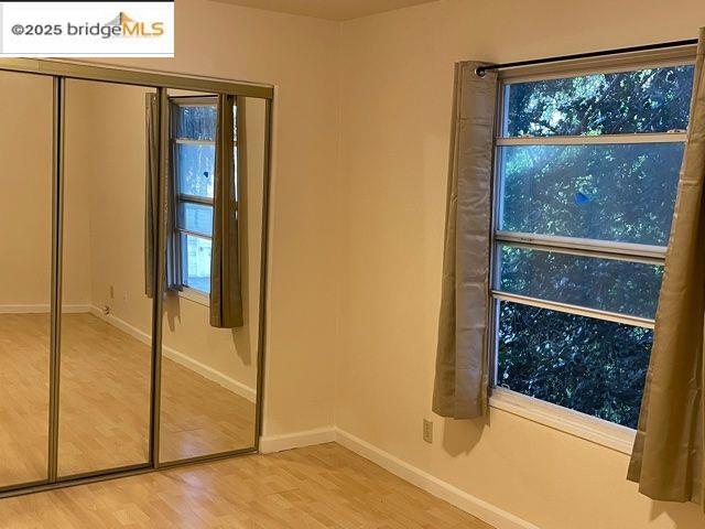 337 Oakland Avenue, Oakland CA: https://media.crmls.org/mediaz/528d2d30-8d39-475a-ae70-355acbc12b86.jpg