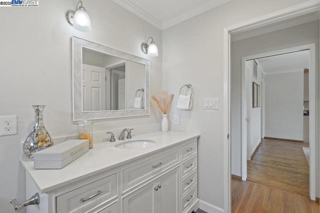 6649 Waverly Rd, Martinez CA: https://media.crmls.org/mediaz/528e0381-6fe8-492d-9b5d-5215a86109b0.jpg