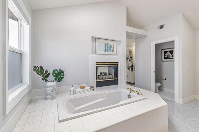 515 Silver Avenue, Half Moon Bay CA: https://media.crmls.org/mediaz/528e0608-3f71-4a32-861a-02cde605eeb2.jpg