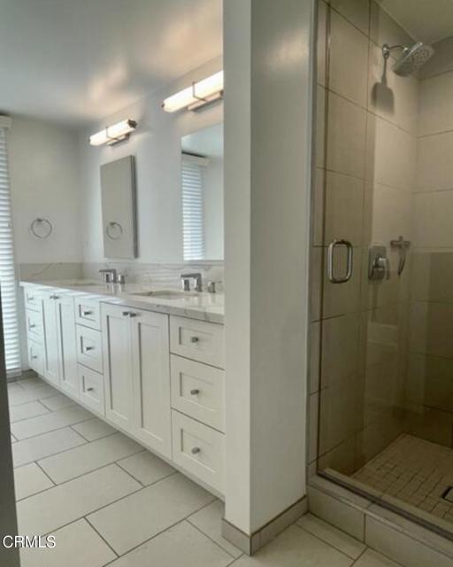 137 S Wilson Avenue, Pasadena CA: https://media.crmls.org/mediaz/528e2cf8-406f-477f-b90c-ce07ac8d0e7a.jpg