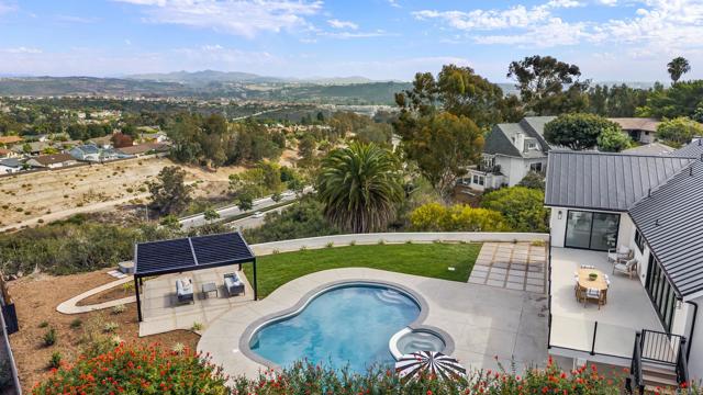 Detail Gallery Image 37 of 42 For 3920 Holly Brae, Carlsbad,  CA 92008 - 6 Beds | 5 Baths