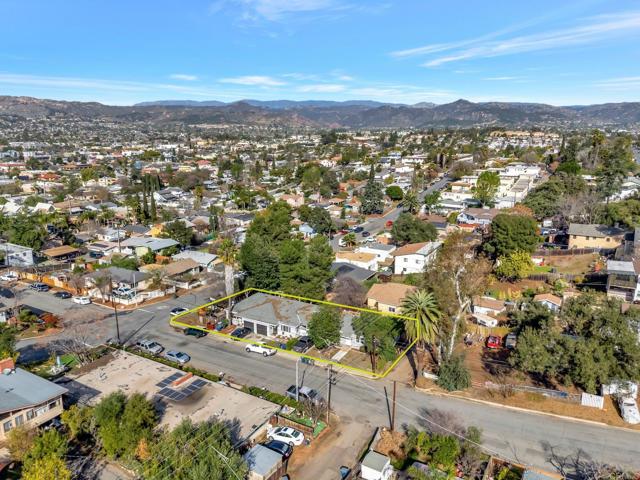 Detail Gallery Image 12 of 17 For 406 26 S Grape St, Escondido,  CA 92025 - – Beds | – Baths