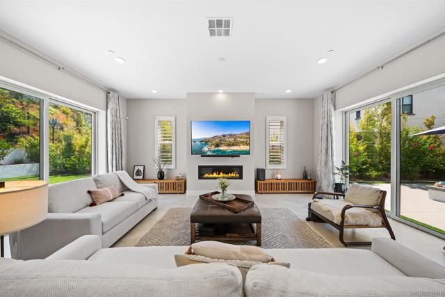 5347 Morning Sage Way, San Diego CA: https://media.crmls.org/mediaz/528f48da-bc84-461c-b8c7-fd3c39d8a3ac.jpg