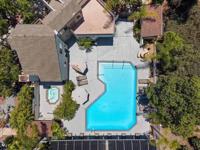 5751 Menorca Dr, San Diego CA: https://media.crmls.org/mediaz/5290749b-7044-4cef-9bb4-f633ffc208e5.jpg