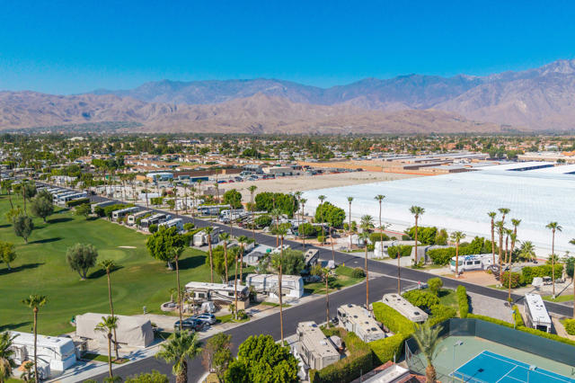 69411 R Ramon Rd #98, Cathedral City CA: https://media.crmls.org/mediaz/52910857-0ac3-449e-948c-ce9ab5c1182f.jpg