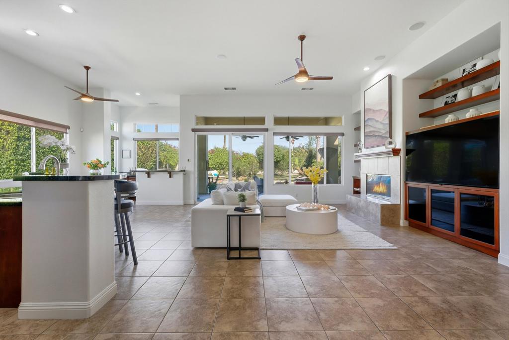 MLS #219136992DA image #13