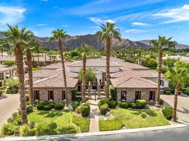 54195 Alysheba Drive, La Quinta CA: https://media.crmls.org/mediaz/52931914-bbc2-44b1-9412-42cb323b1c8a.jpg