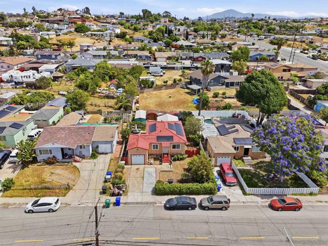 Image 28 of 31 For 1451 Harbison