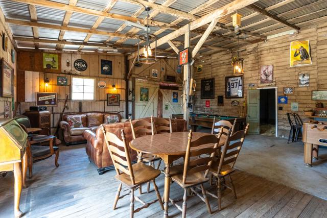 2165 Cox Road, Aptos CA: https://media.crmls.org/mediaz/5295ed54-0ea9-48fa-be4c-38972b7619ae.jpg