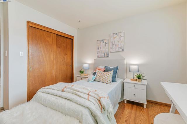 38426 Kimbro St, Fremont CA: https://media.crmls.org/mediaz/52961708-e7cd-45ef-a415-a3ec54533f98.jpg