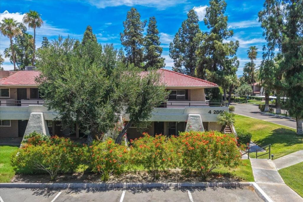 2860 N Los Felices Road #101
