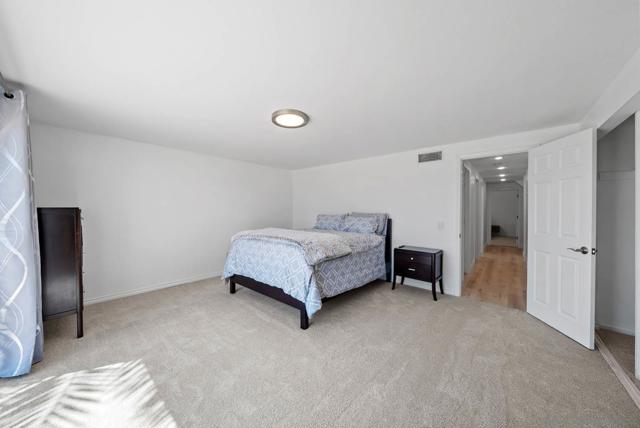 17221 Cloudcroft Dr, Poway CA: https://media.crmls.org/mediaz/5297b326-8cc2-4df9-ab22-12a2241a60fa.jpg