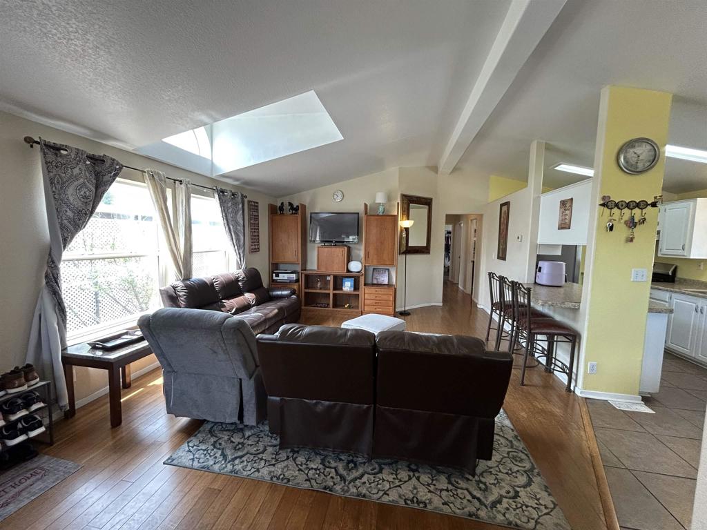 2550 Valley Pkwy - photo 12